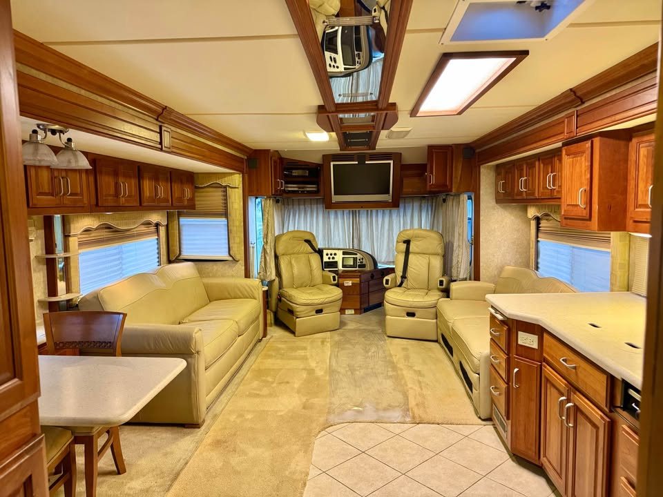 Fleetwood lounge and cockpit